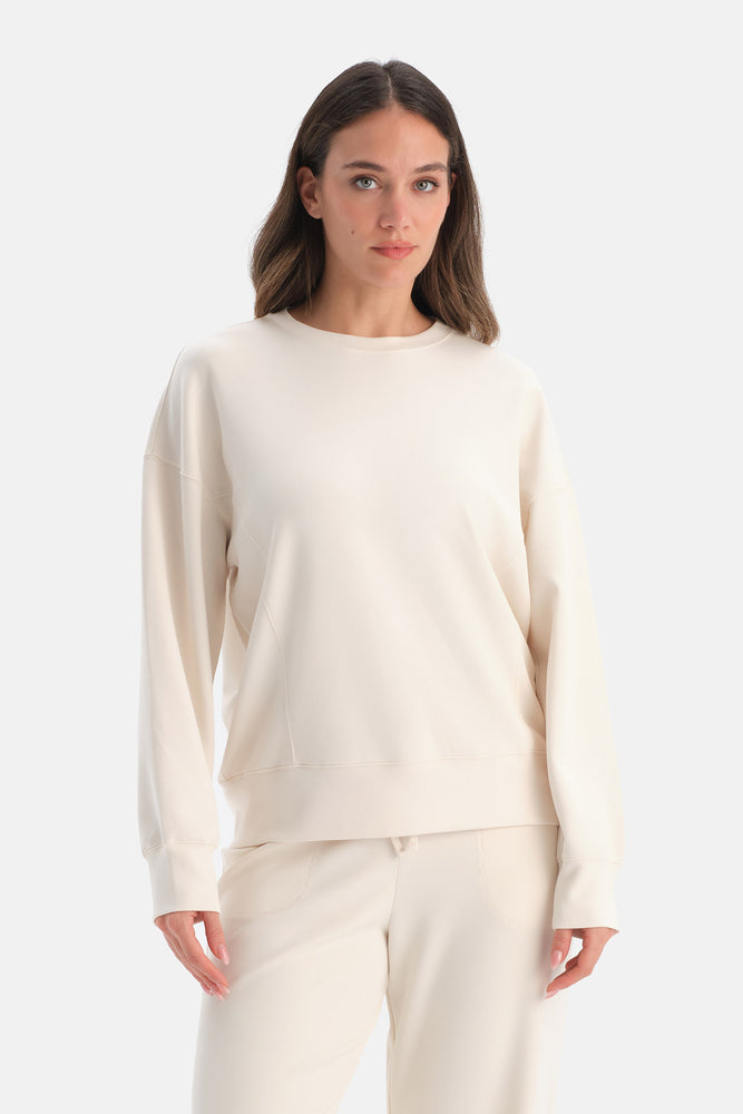 Ekru Dikiş Detaylı Bisiklet Yaka Sweatshirt