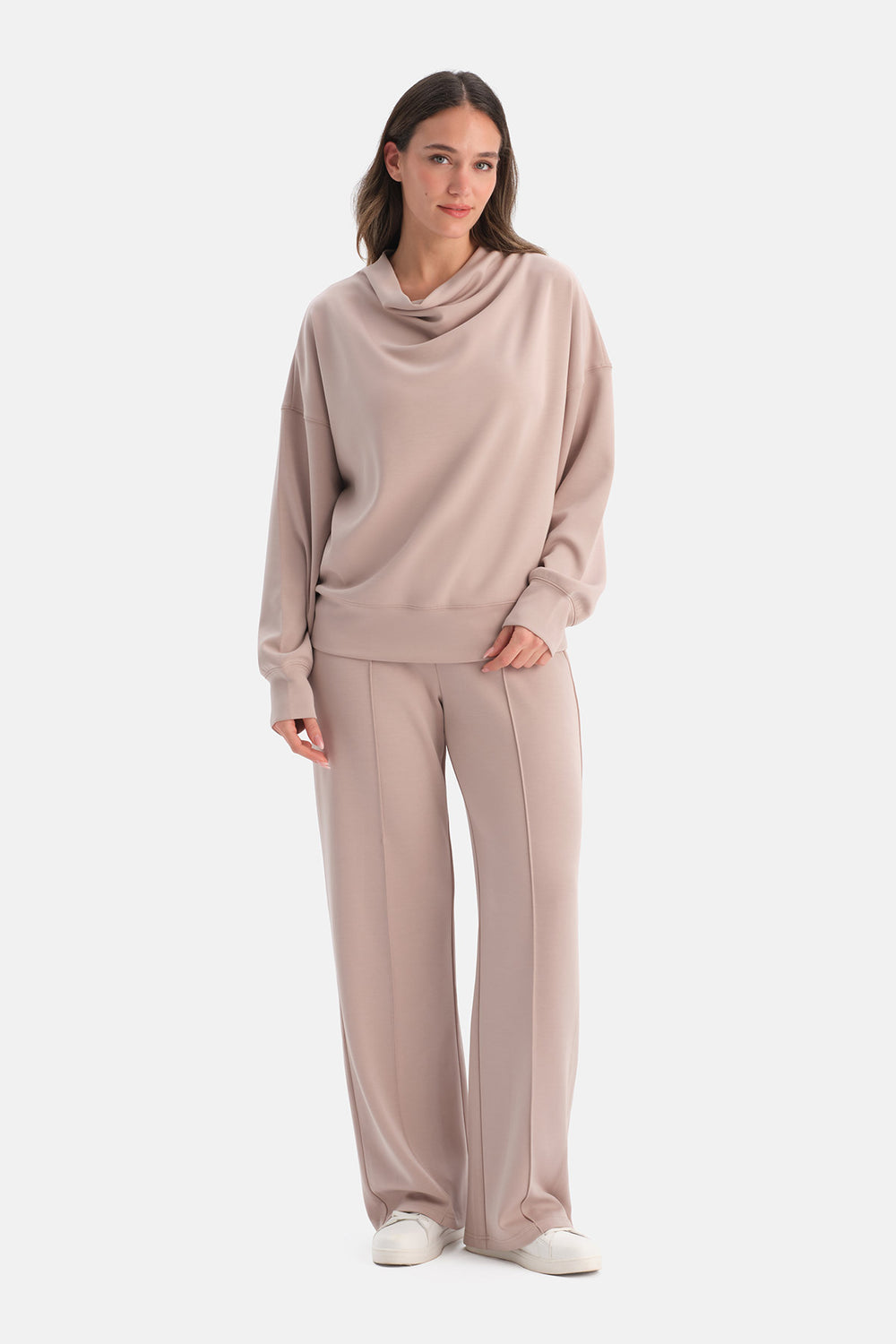 Sütlü Kahve Dökümlü Yaka Sweatshirt