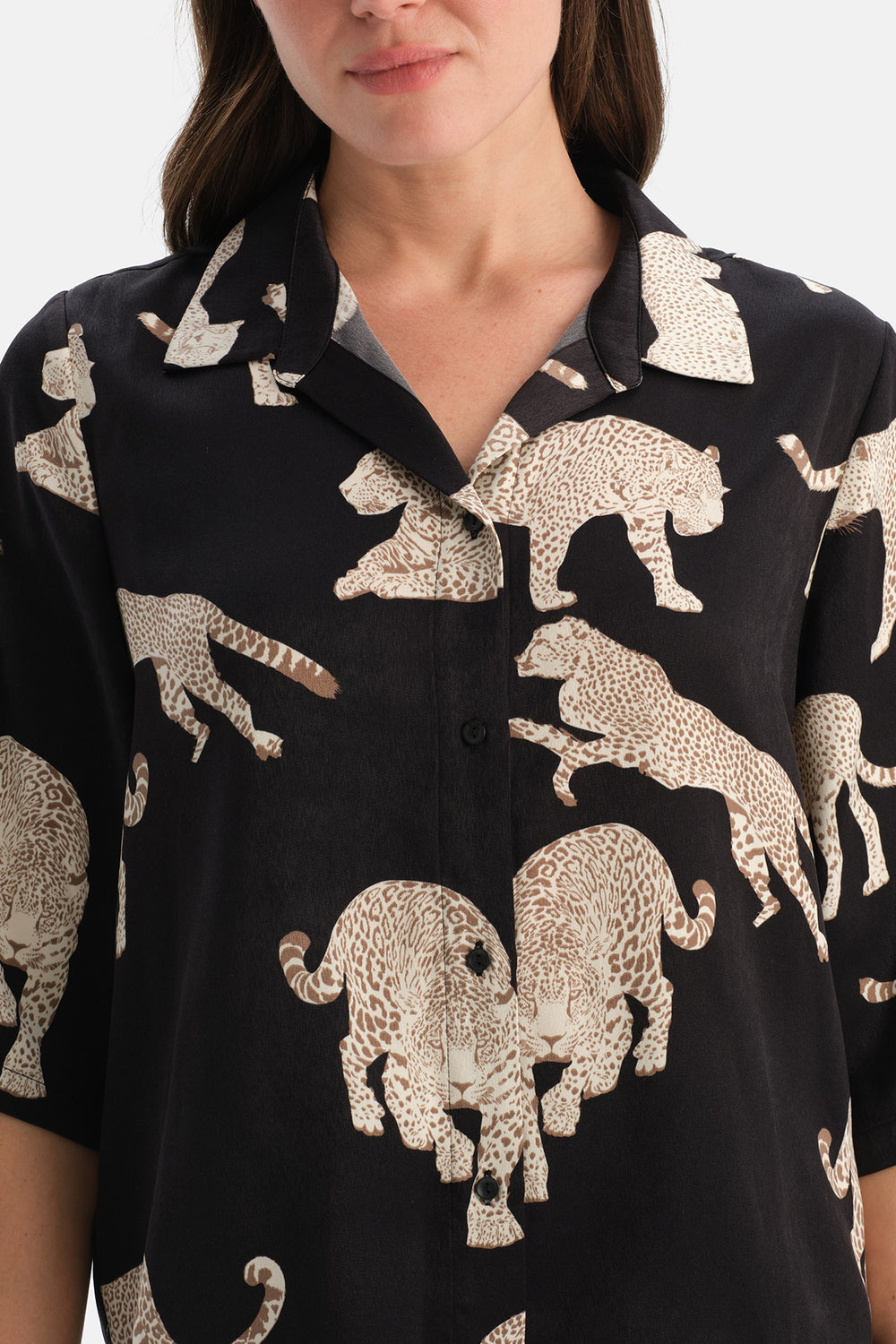 Siyah Leopar Desenli Saten Gömlek Pantolon Takım