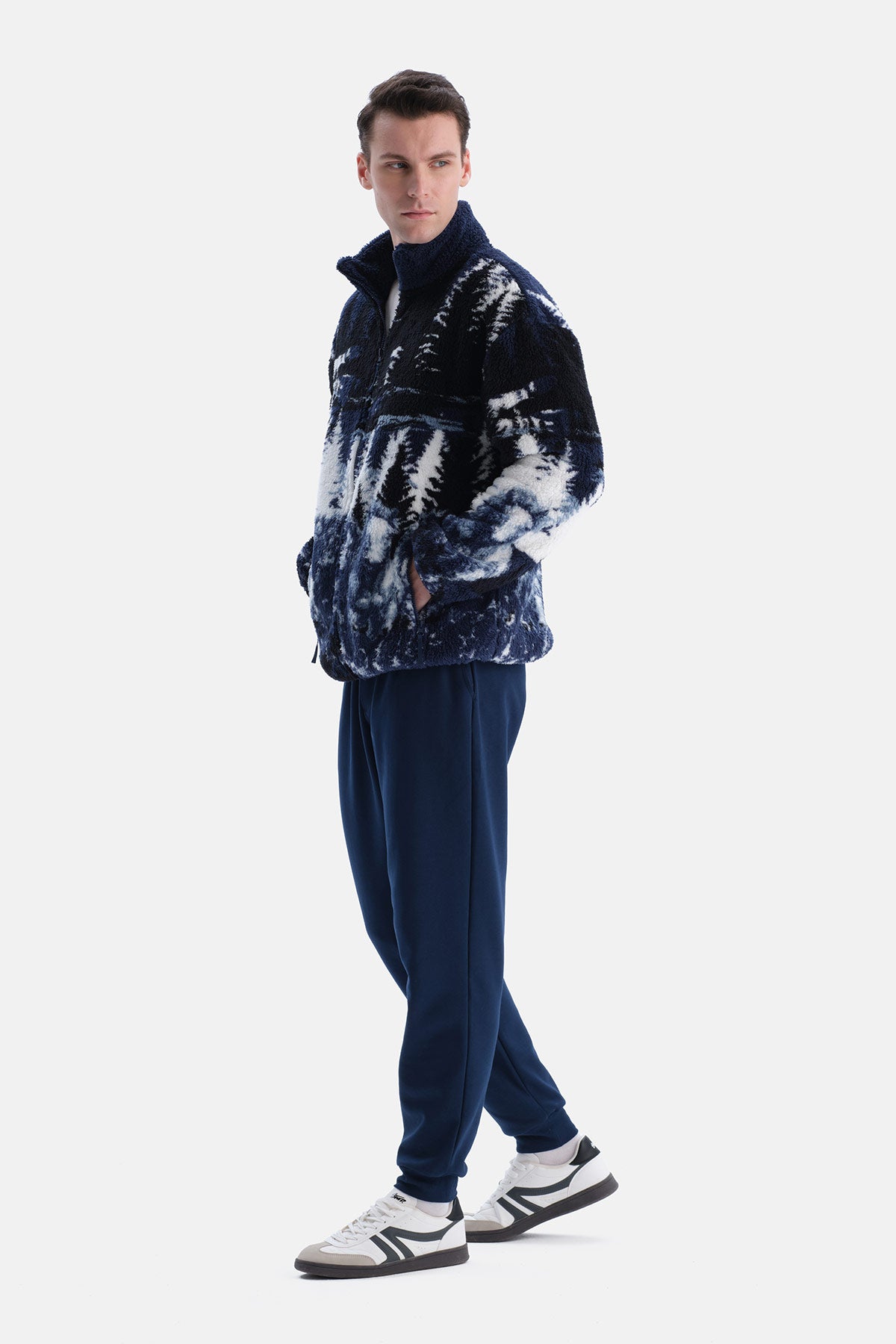 Lacivert Orman Manzaralı Sweatshirt
