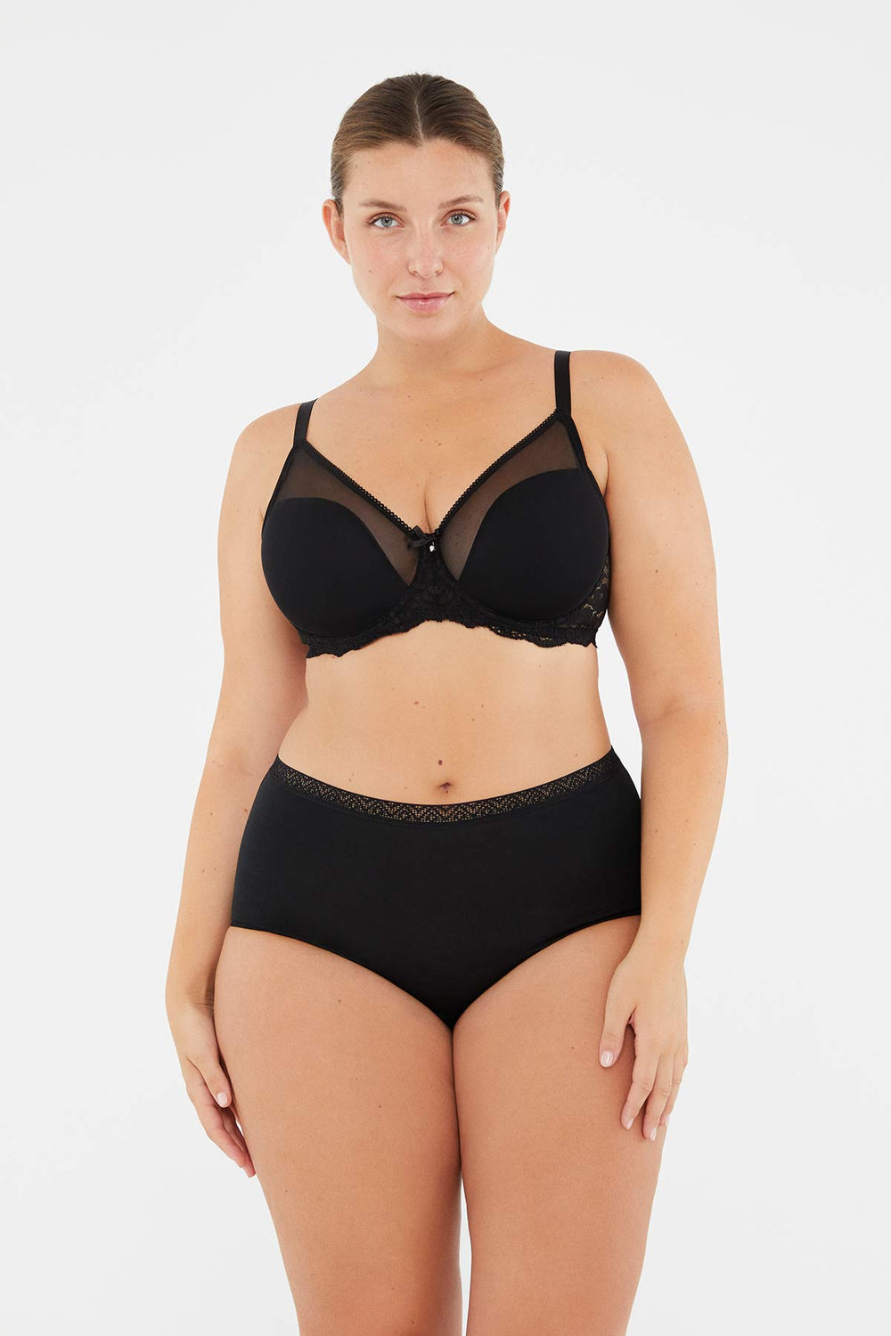 BLACK BRA