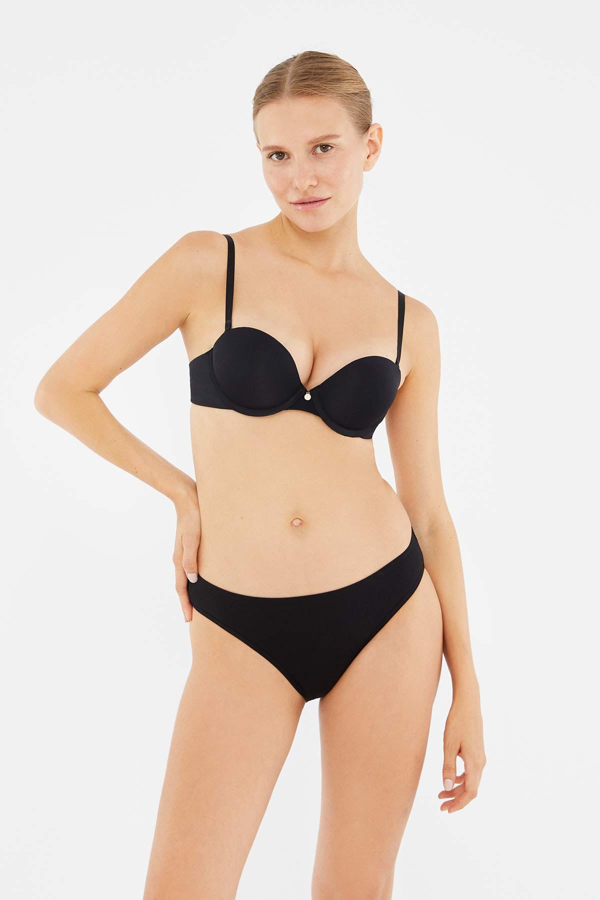 BLACK BASIC UNDERWEAR BOTTOM