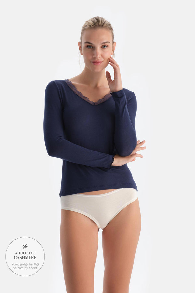 Navy ROBE