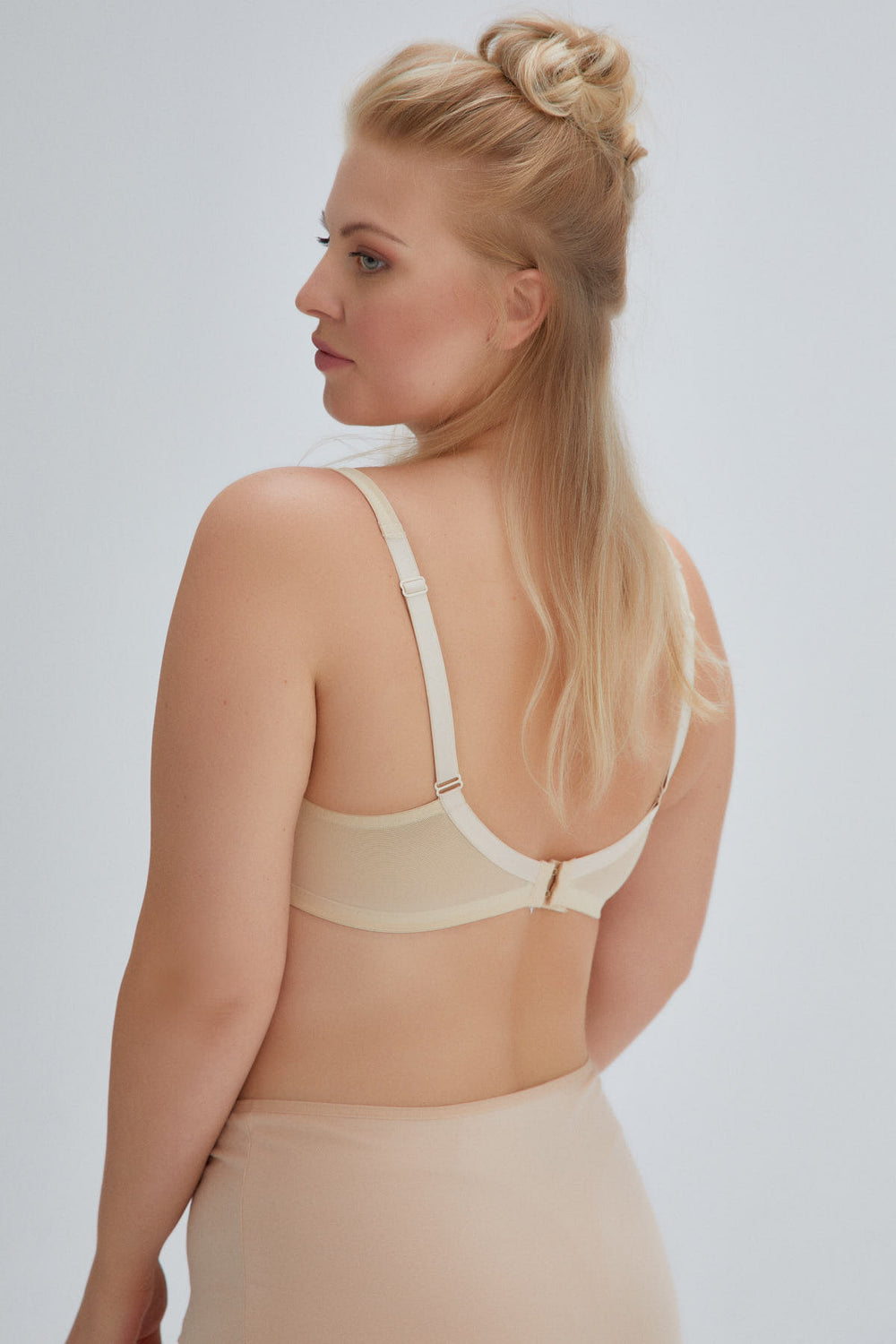 NUDE BRA