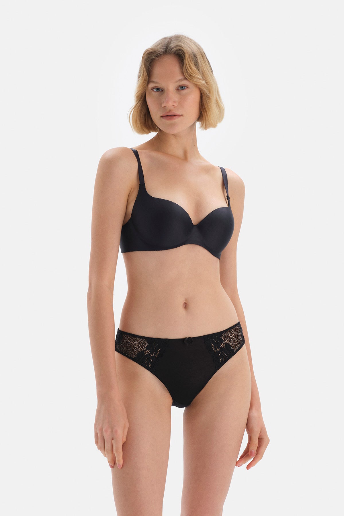 Siyah Lazer Kesim Sütyen