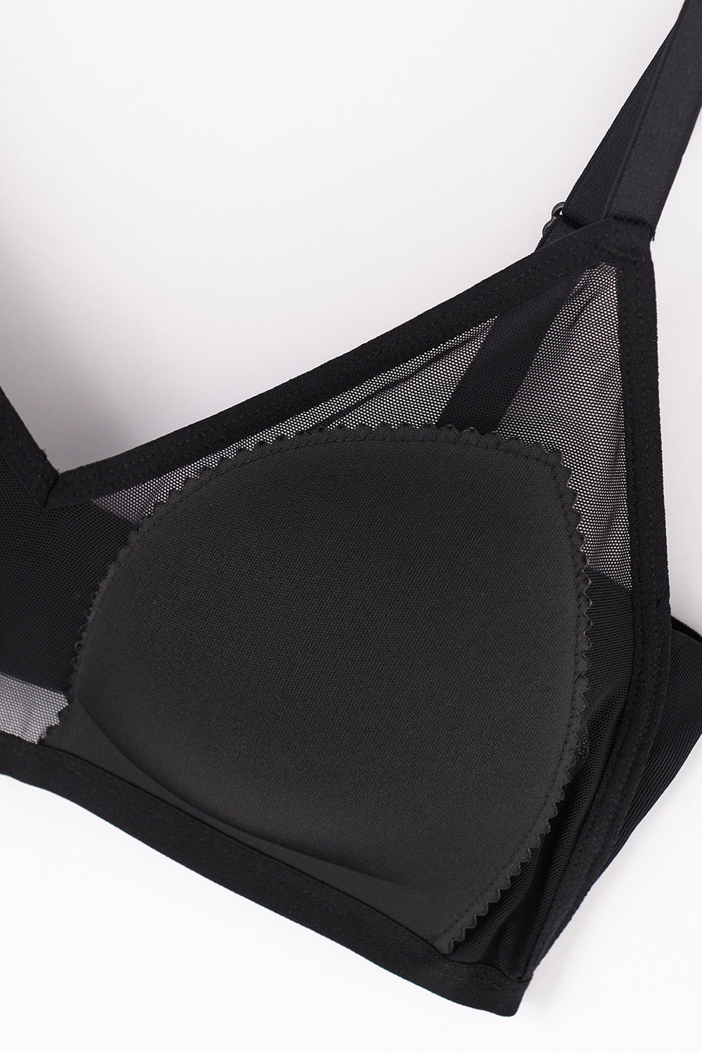 BLACK BRA