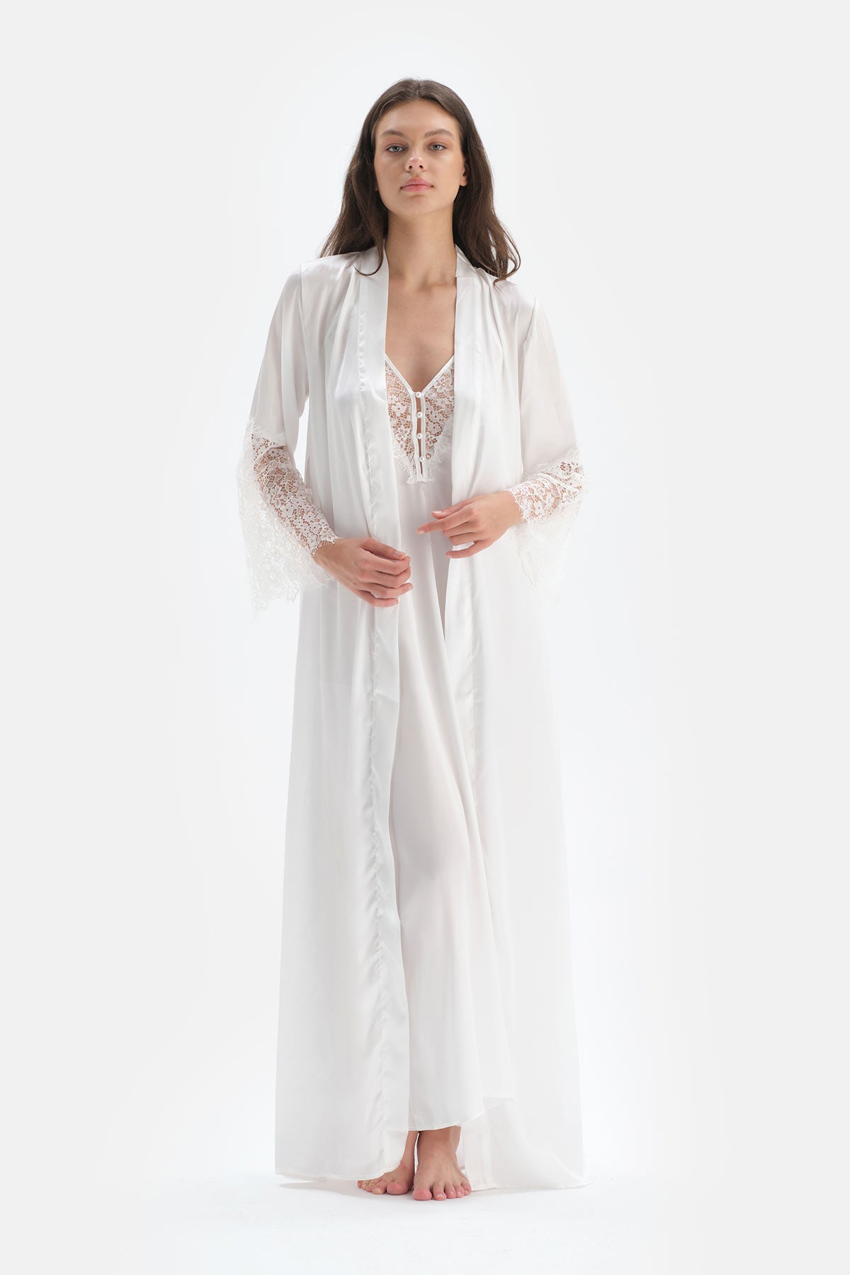 WHITE ROBE