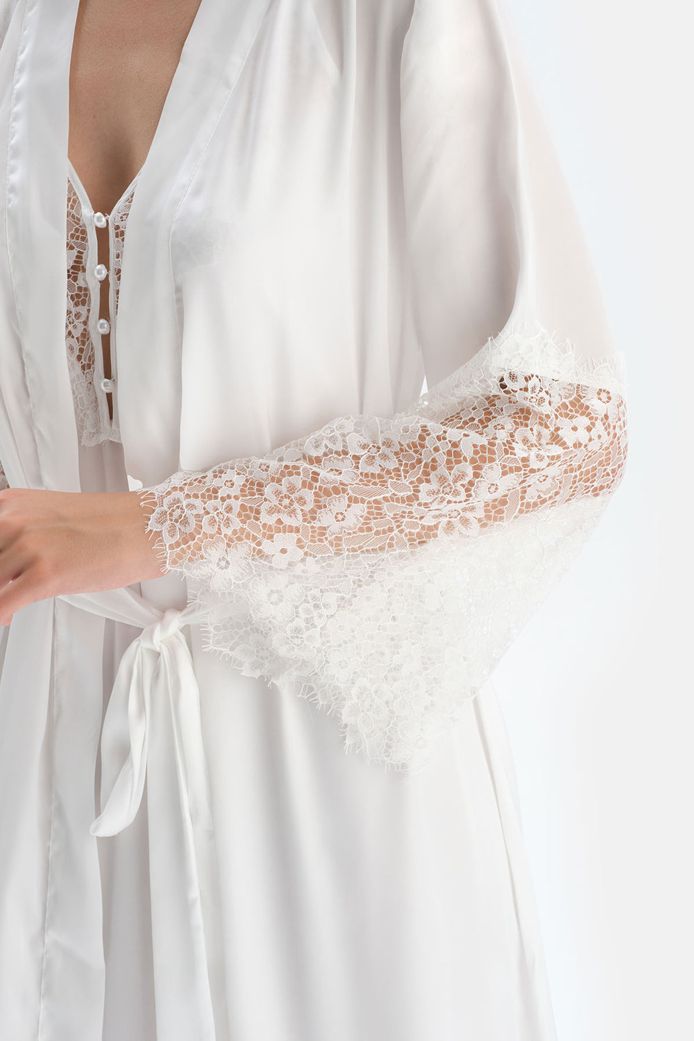 WHITE ROBE