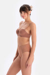 Brown BRA