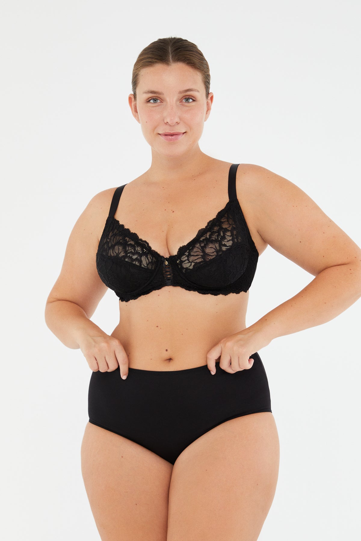 BLACK BRA