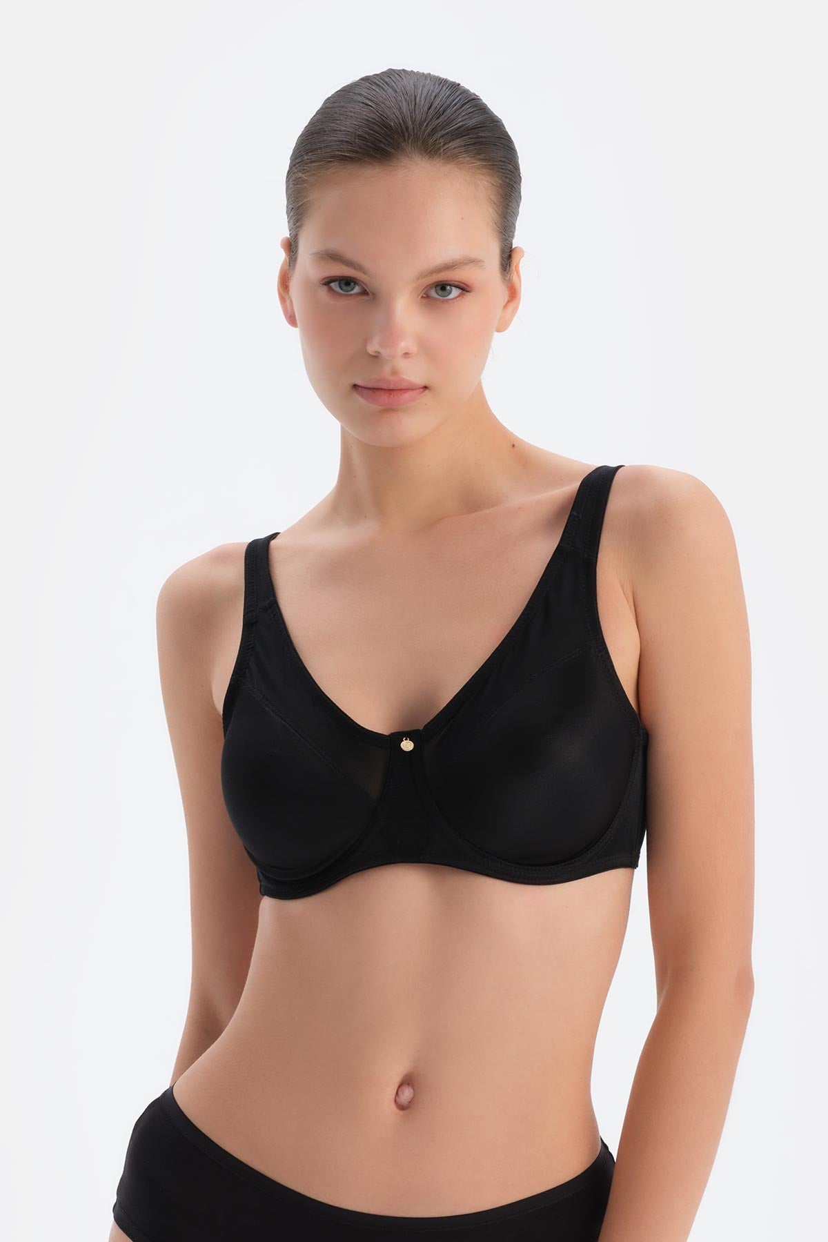 BLACK BRA