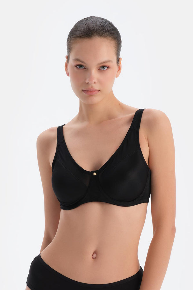 BLACK BRA