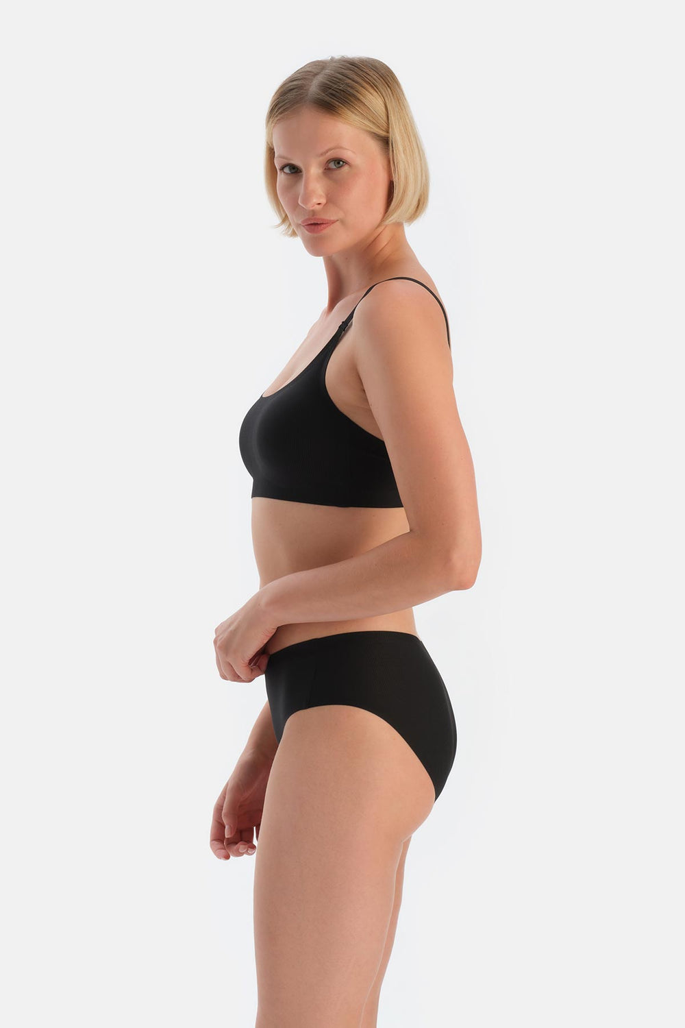 Black BRA