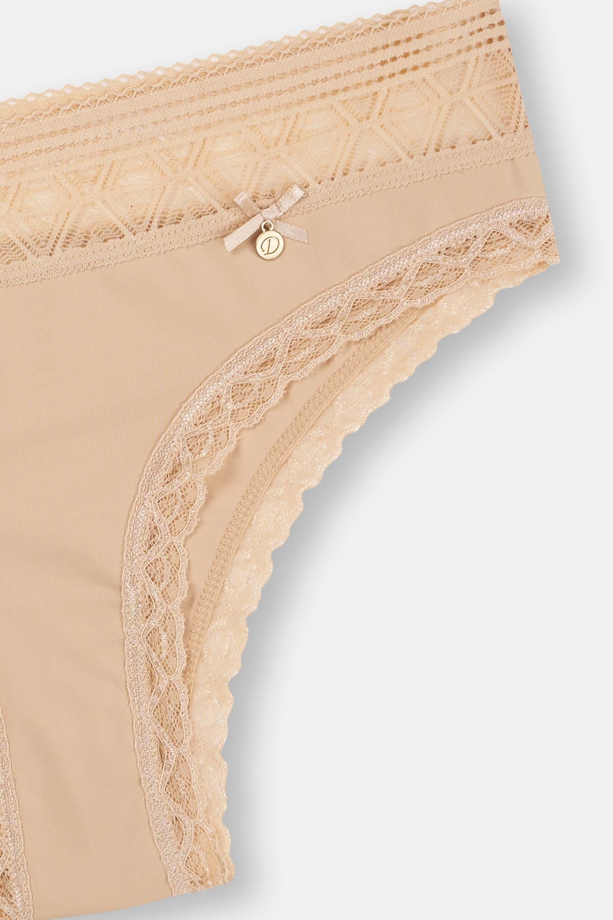 NUDE BRAZILLIAN