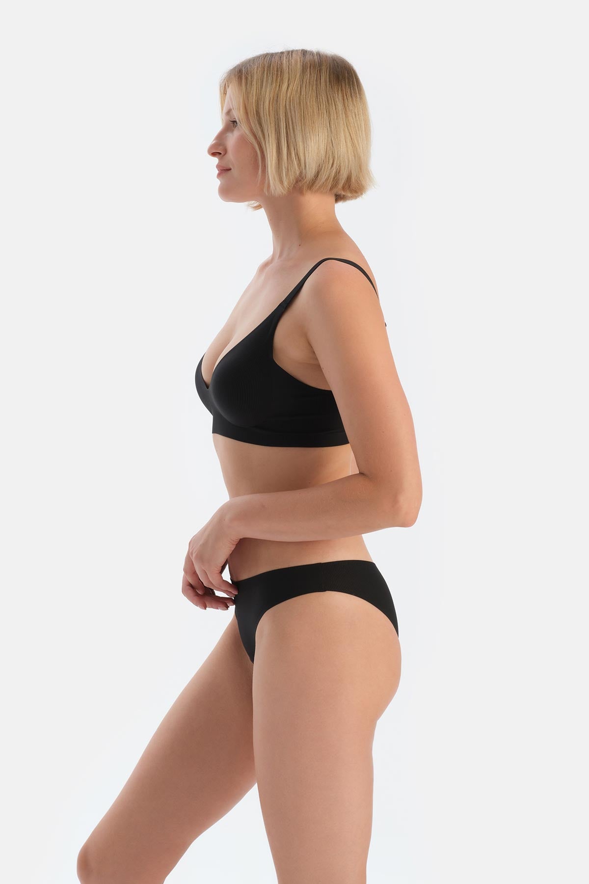 Siyah Kaşkorse Brazilian Külot