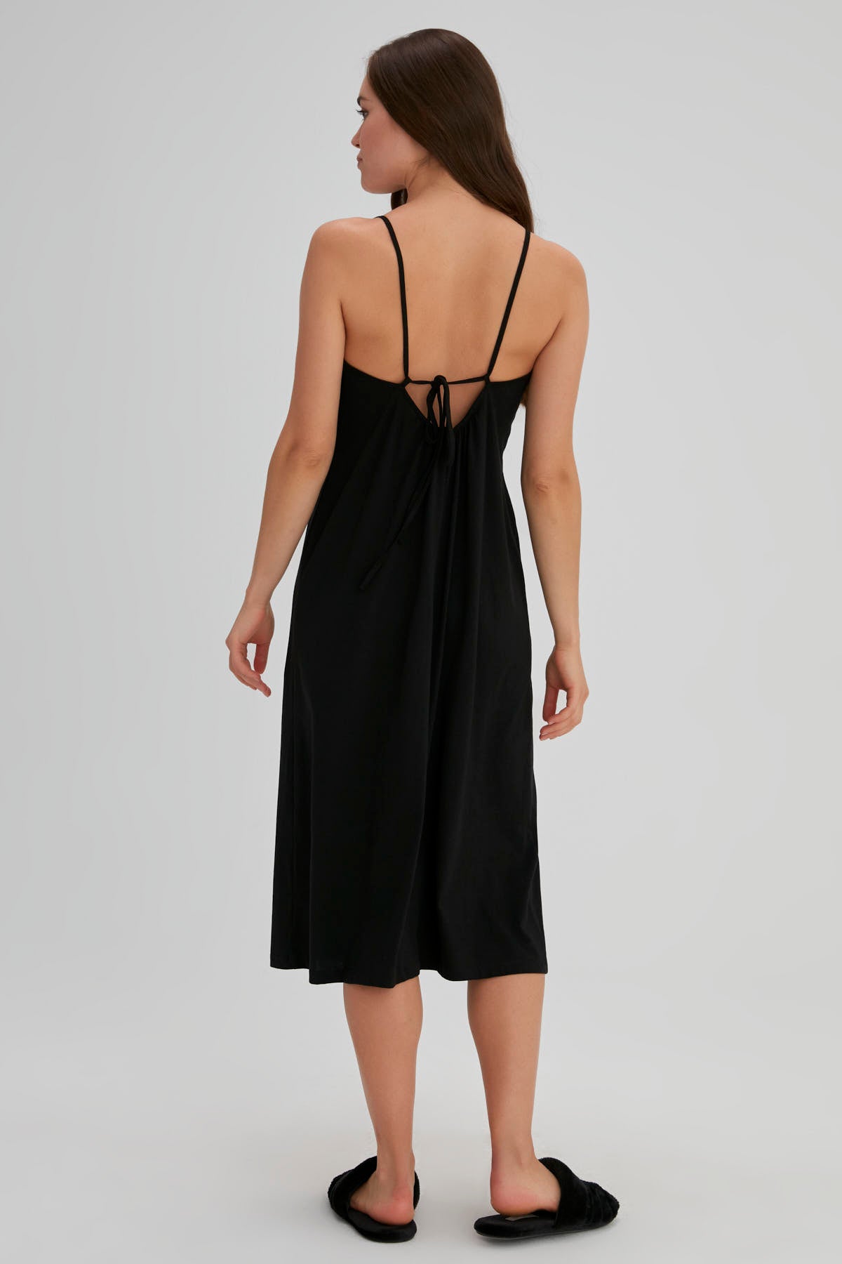 BLACK NIGHTIE