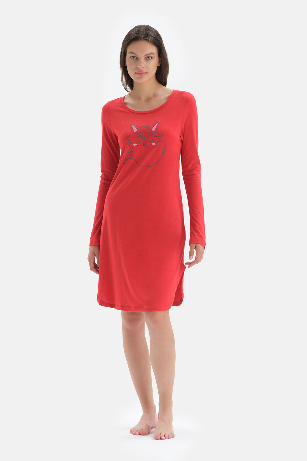 RED NIGHTIE