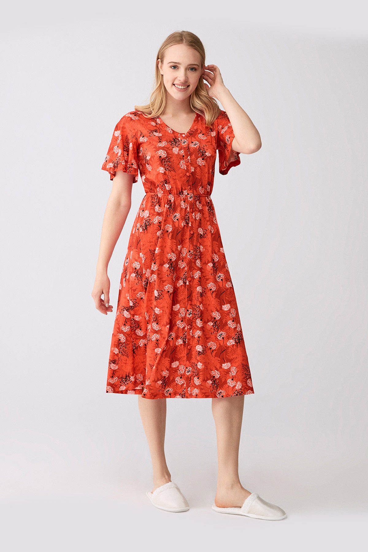 RED NIGHTIE