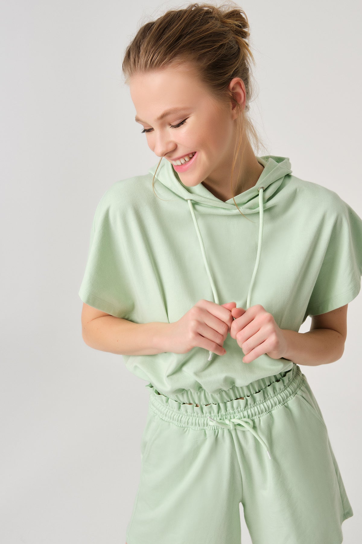 MINT GREEN SWEATSHIRT