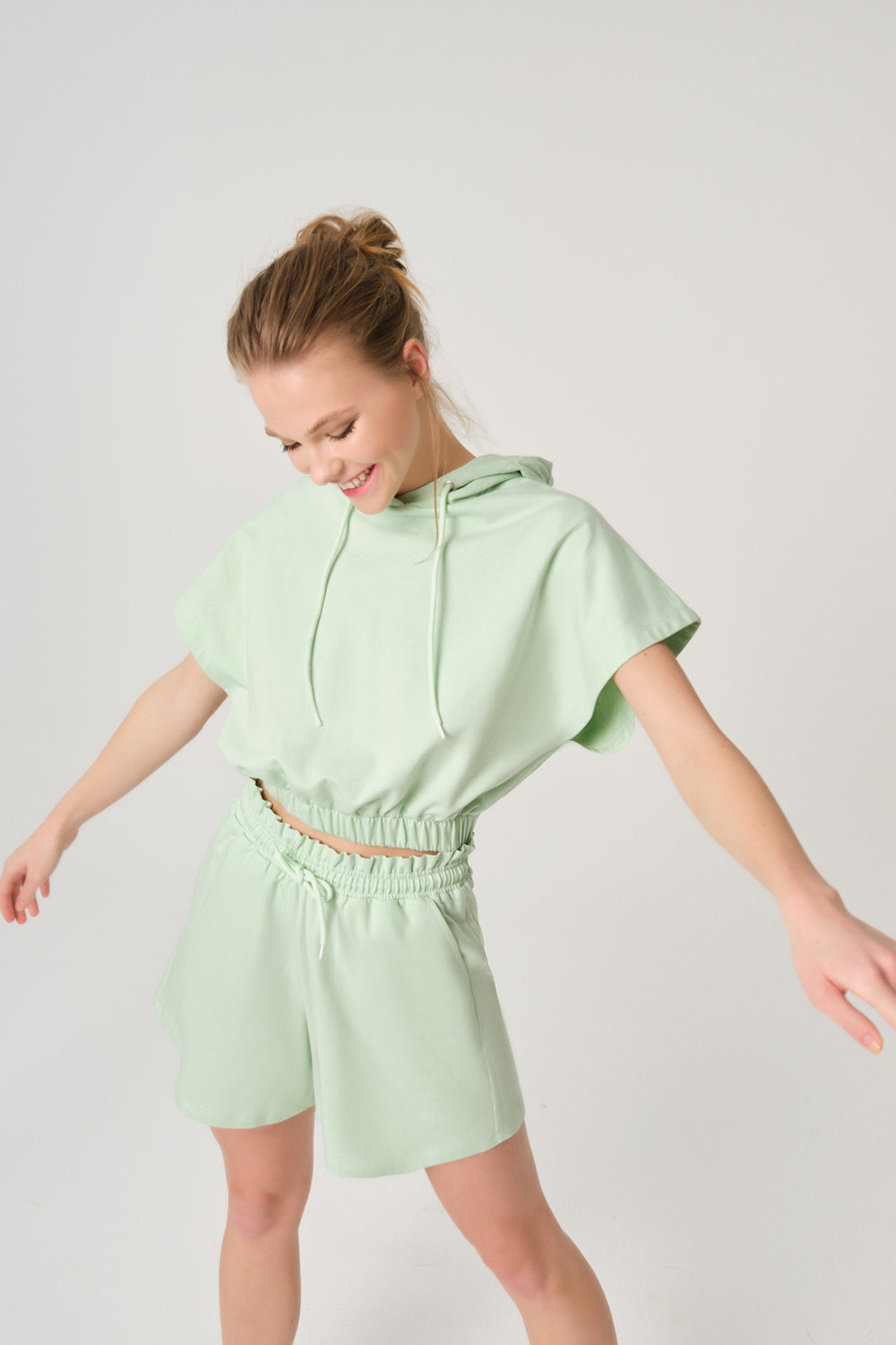 MINT GREEN SWEATSHIRT