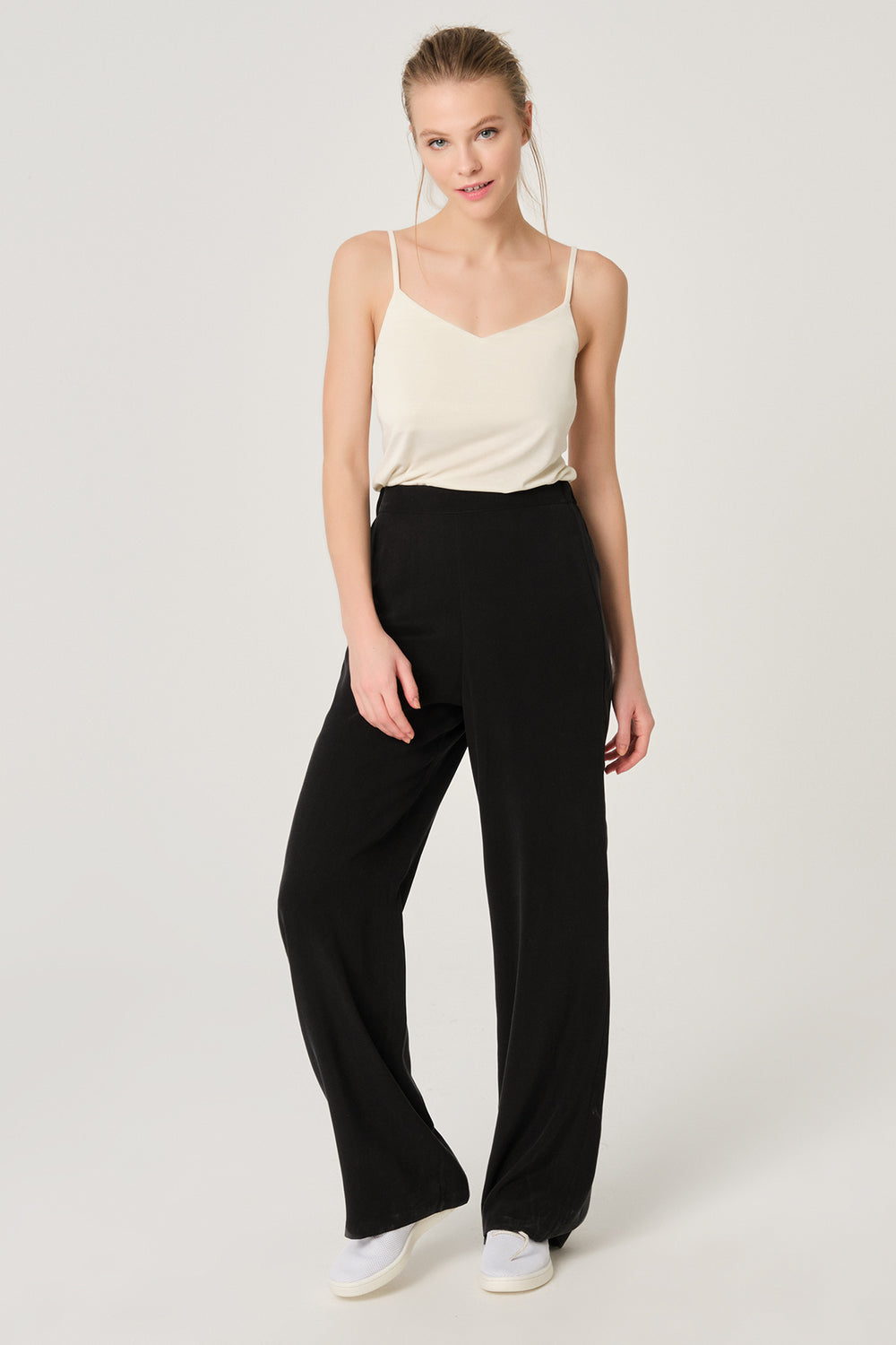 BLACK ONE PIECE TOP- ONE PIECE BOTTOM