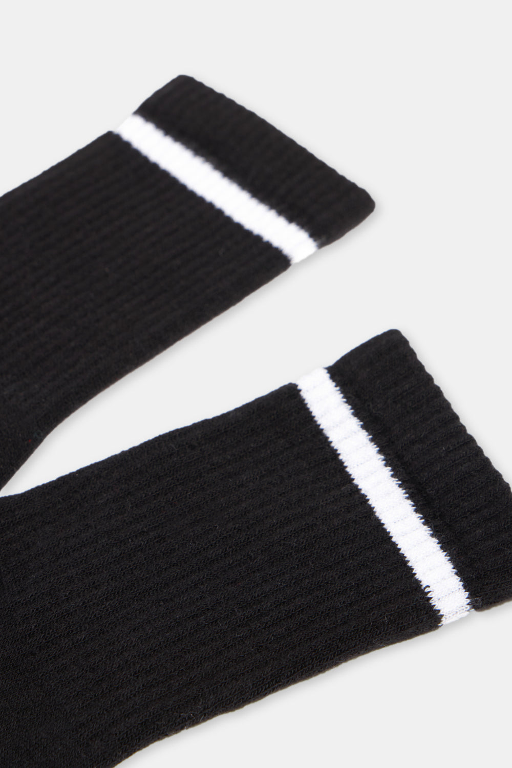 BLACK SOCKS