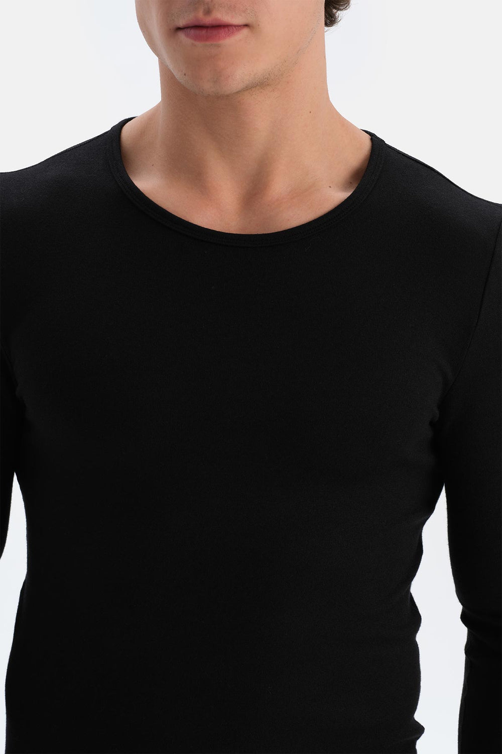 BLACK THERMAL UNDERWEAR