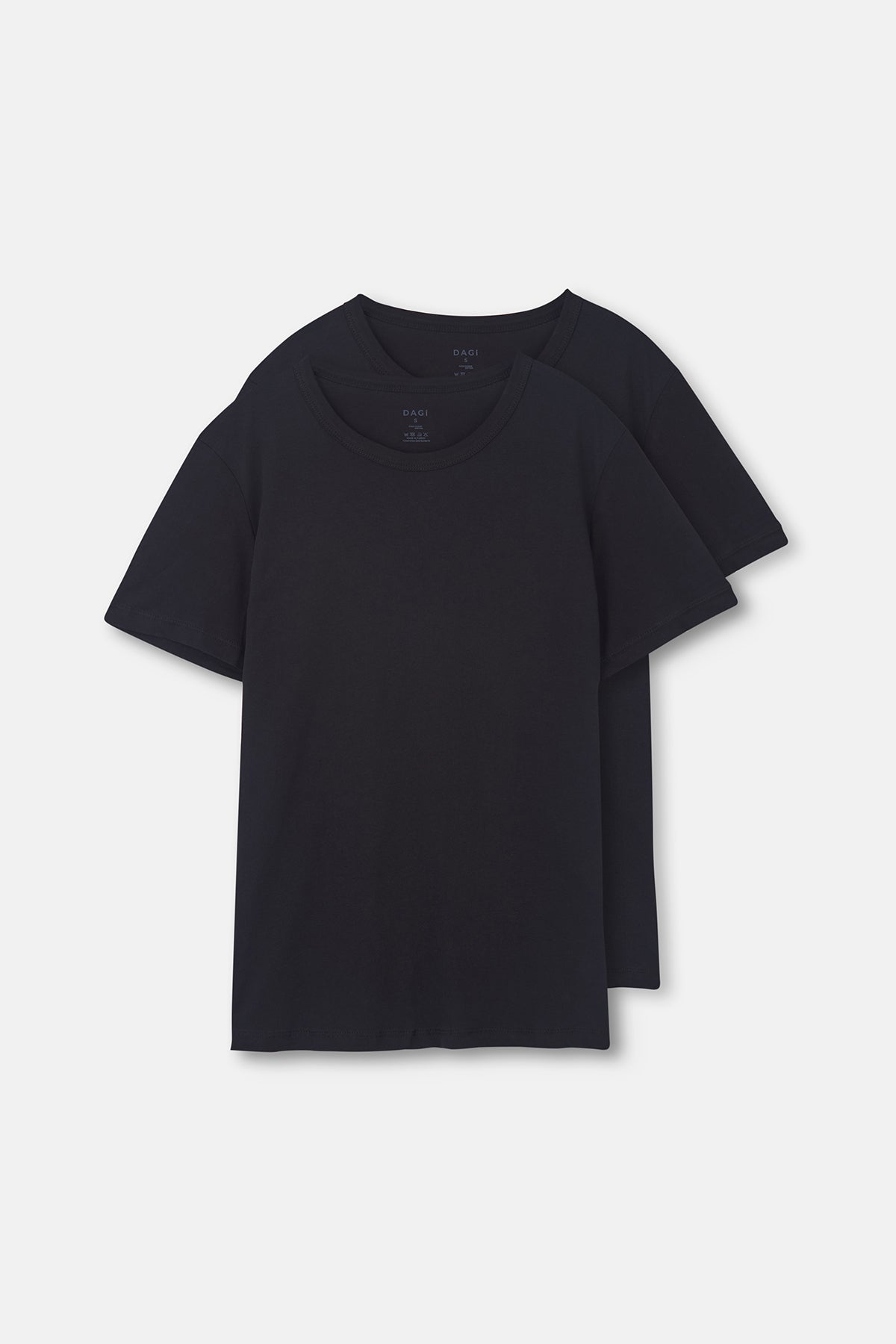 BLACK T-SHIRT
