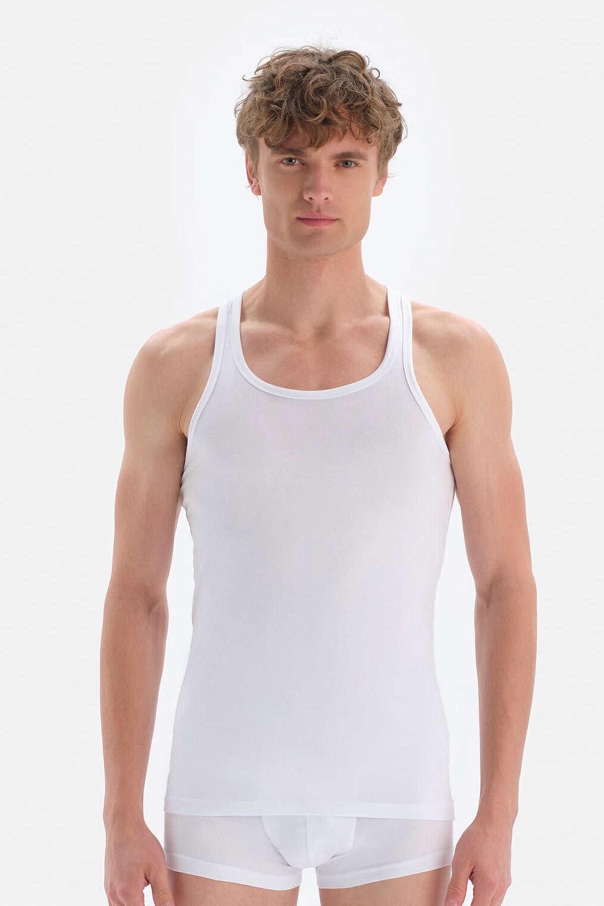 WHITE TANKTOP