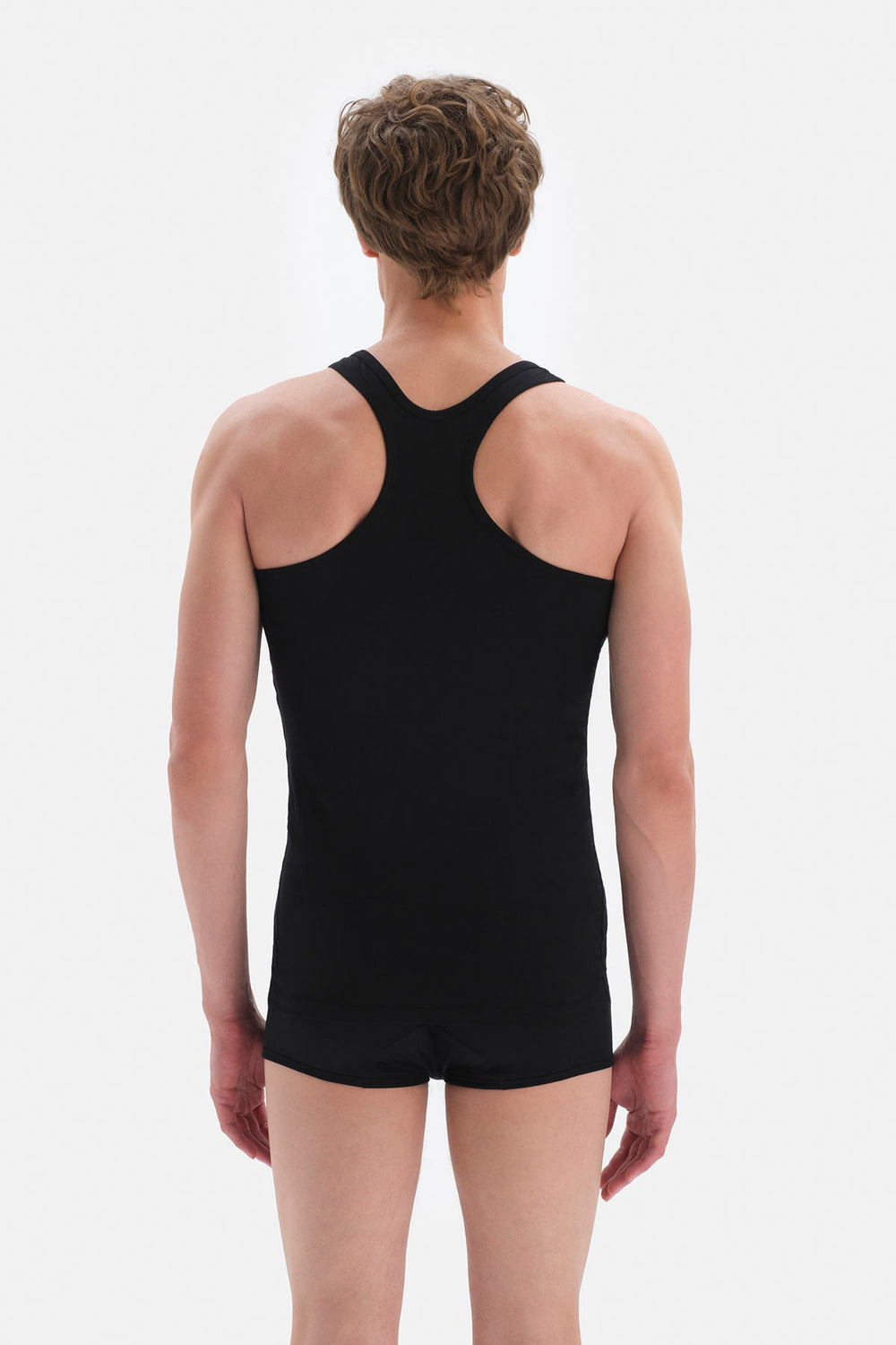 BLACK TANKTOP