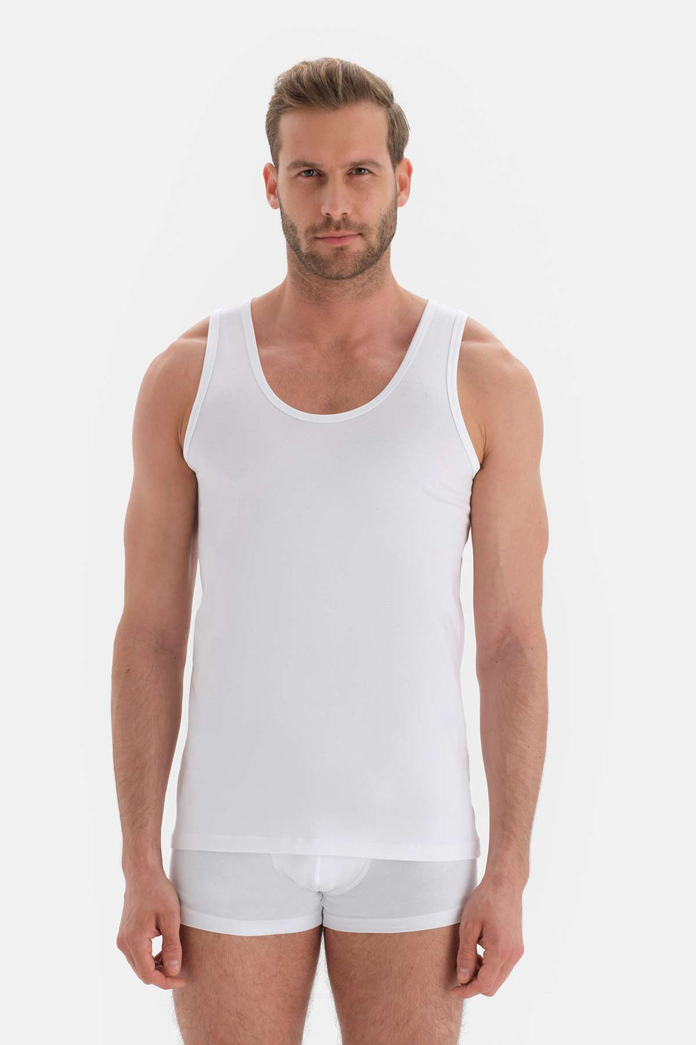 WHITE TANKTOP
