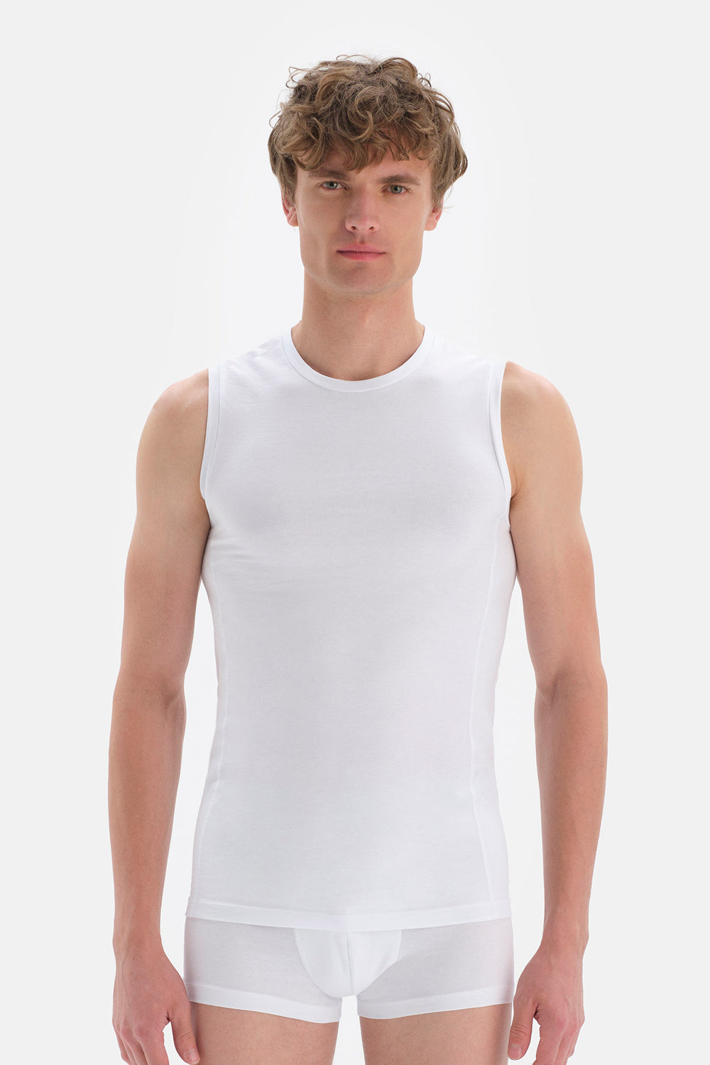 WHITE  T-SHIRT SLEEVLESS