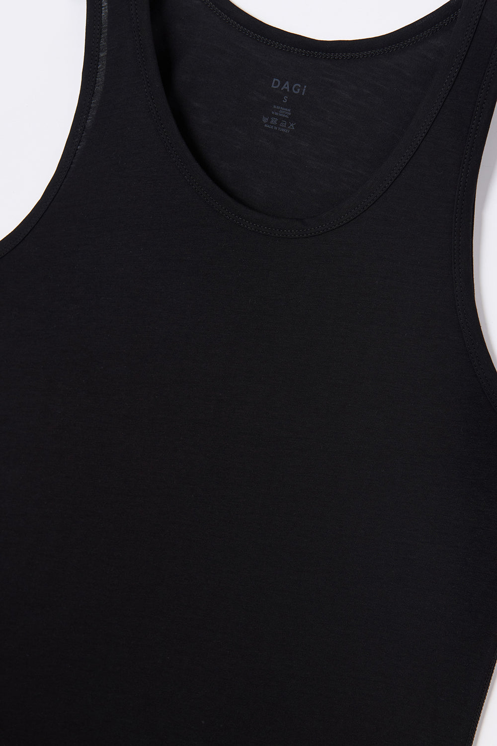BLACK TANKTOP