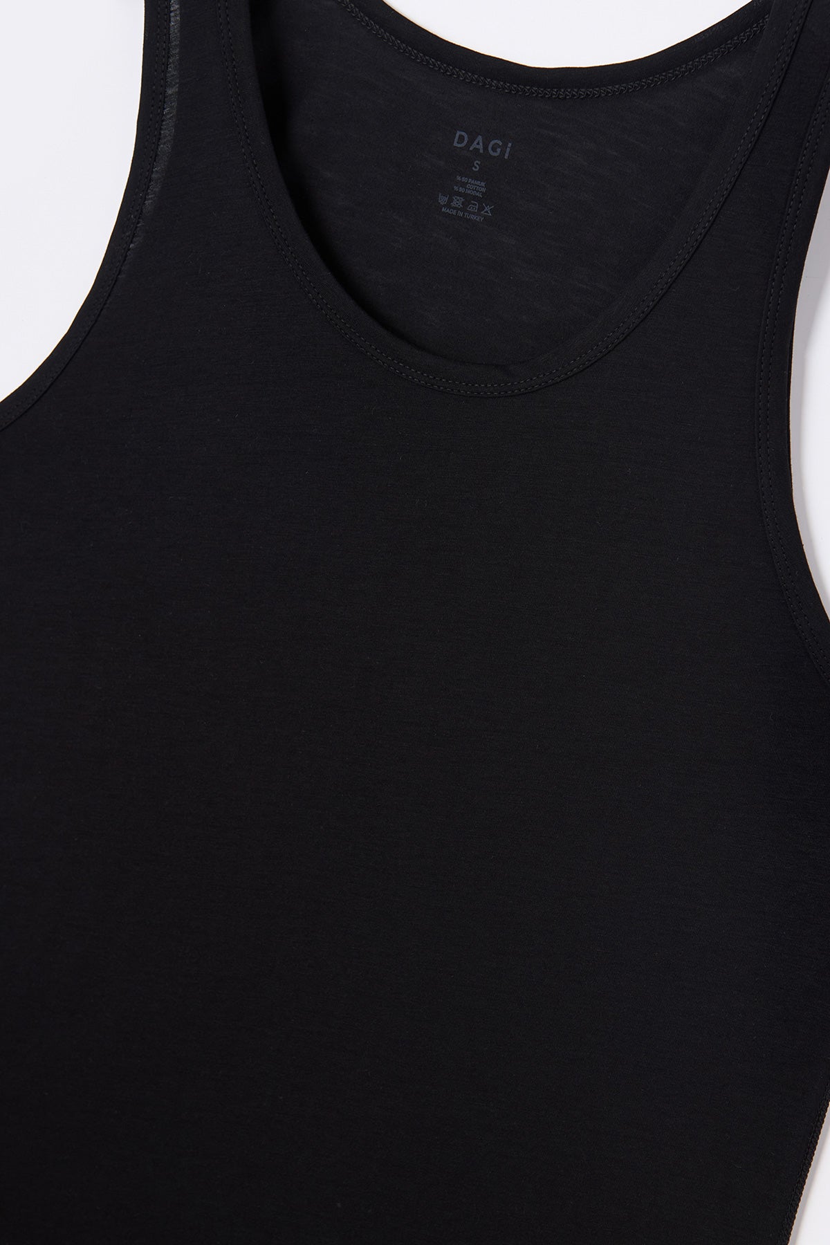 BLACK TANKTOP