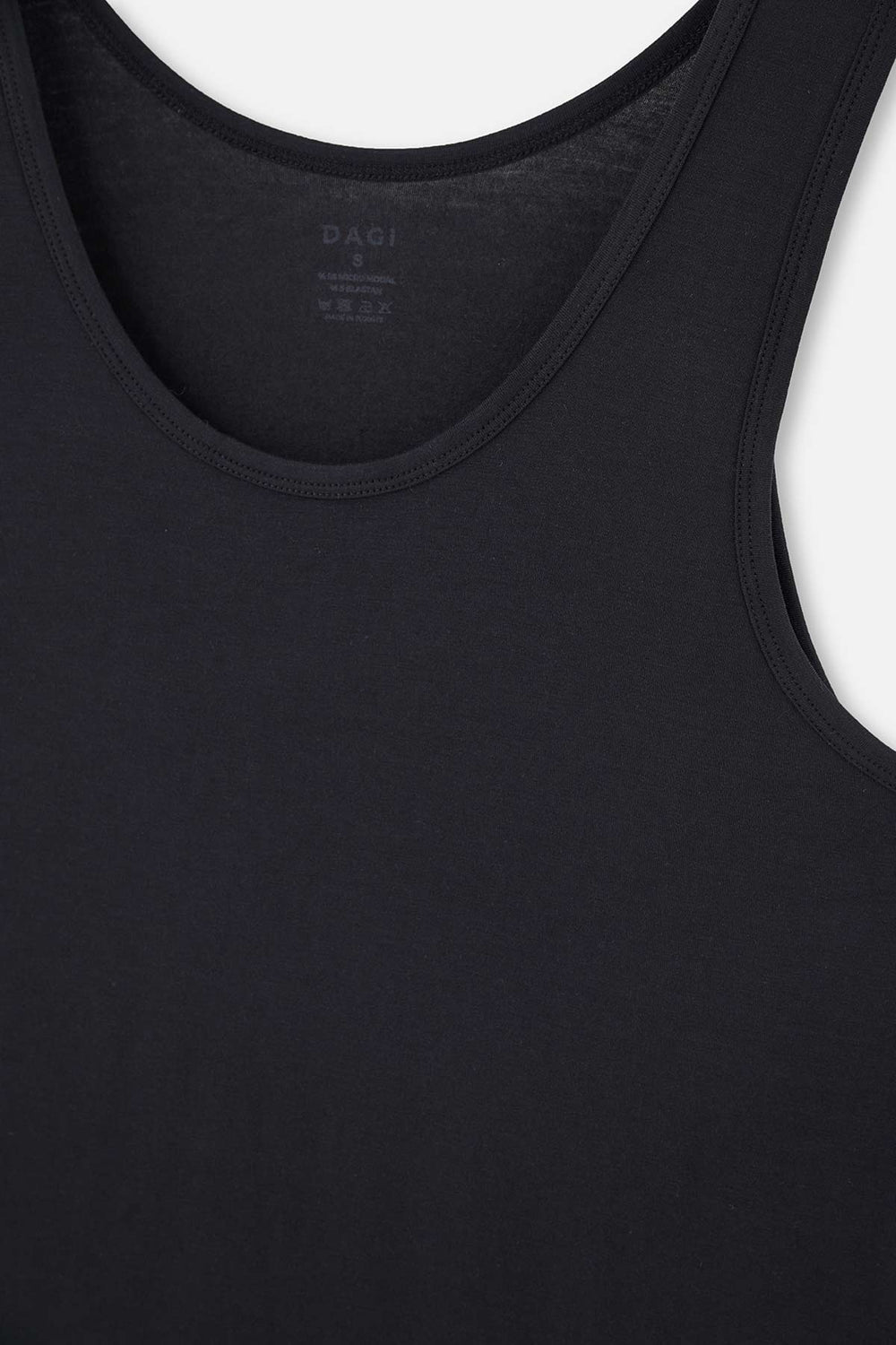 BLACK TANKTOP