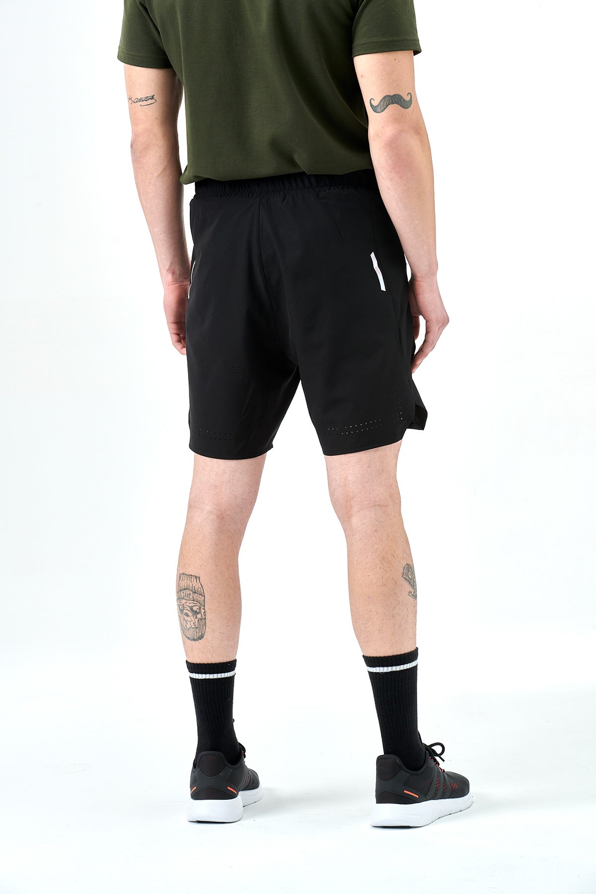 BLACK SHORTS