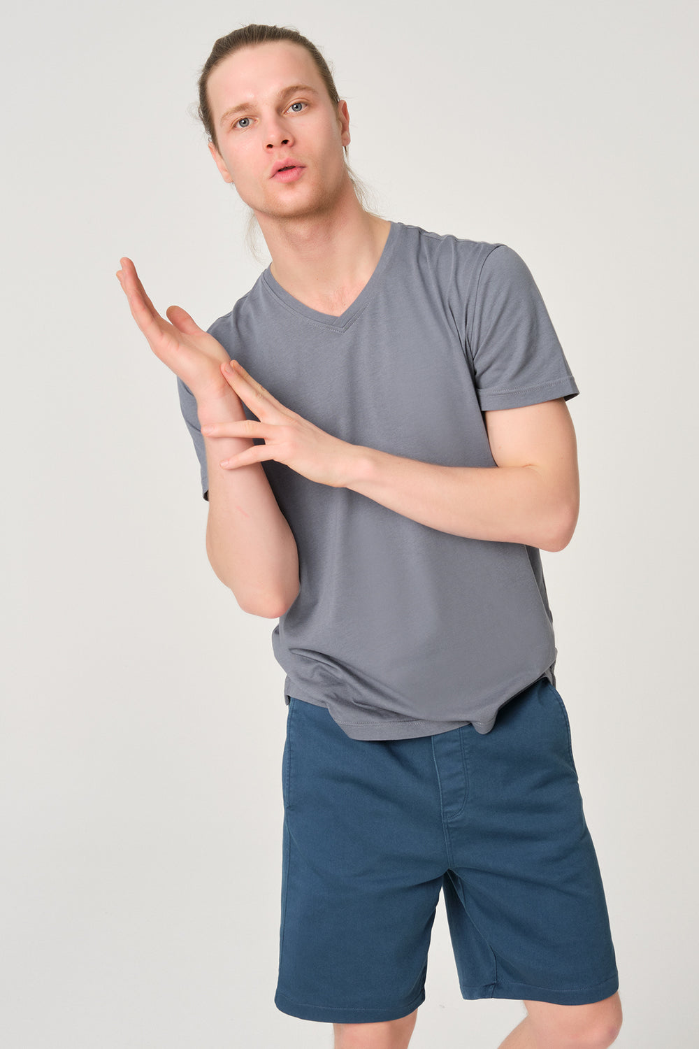 Antrasit V Yaka Erkek T-Shirt