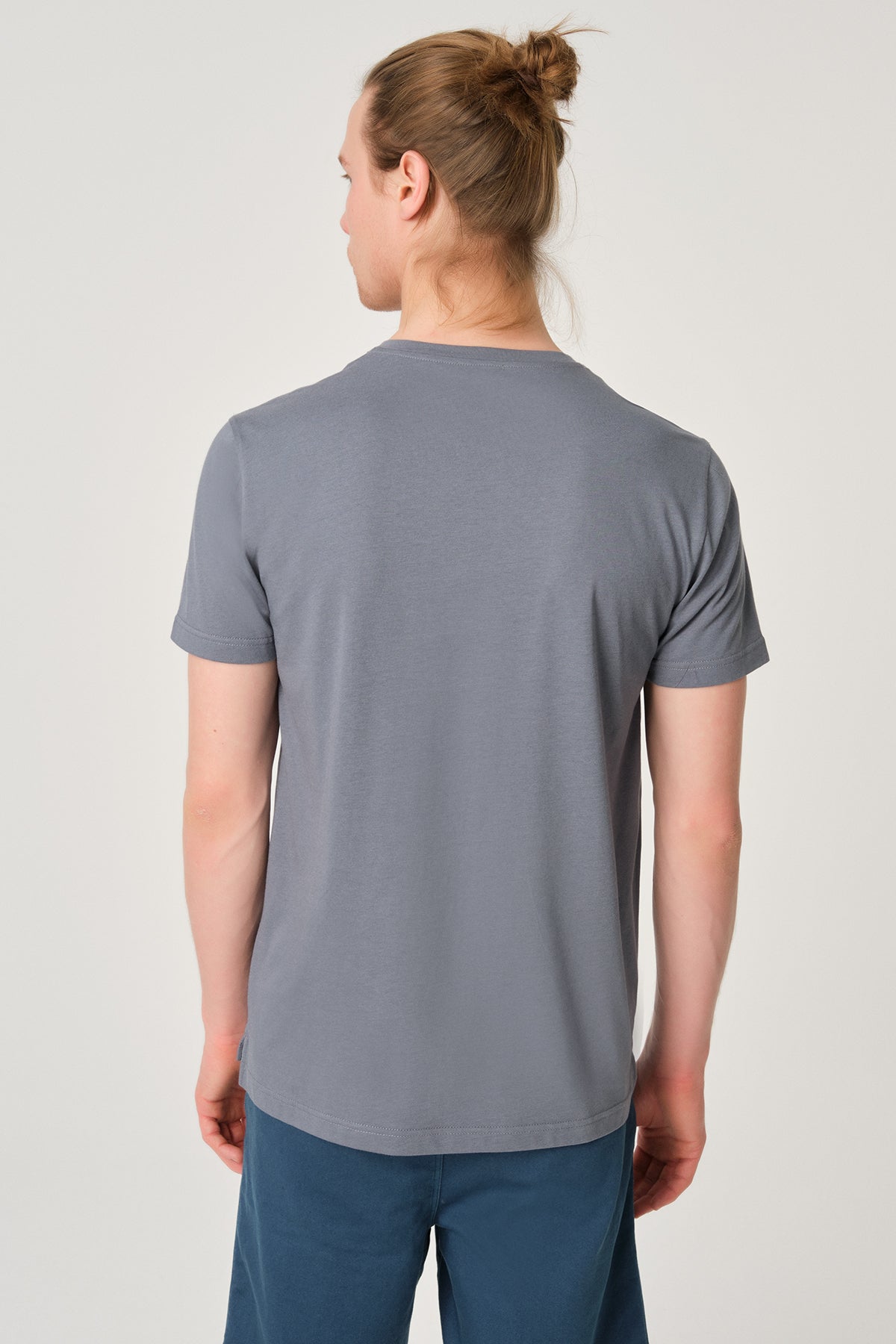 Antrasit V Yaka Erkek T-Shirt