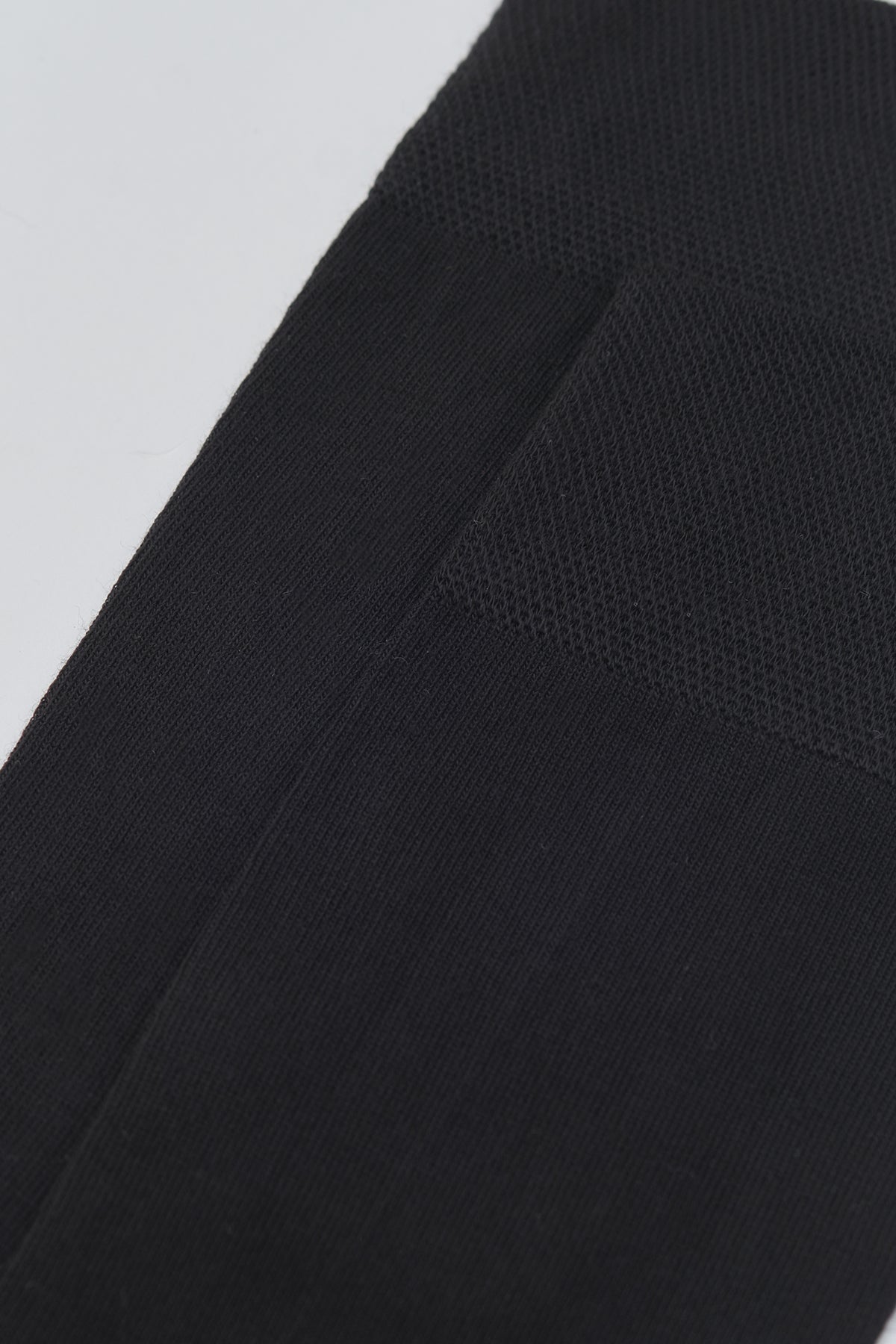 BLACK SOCKS