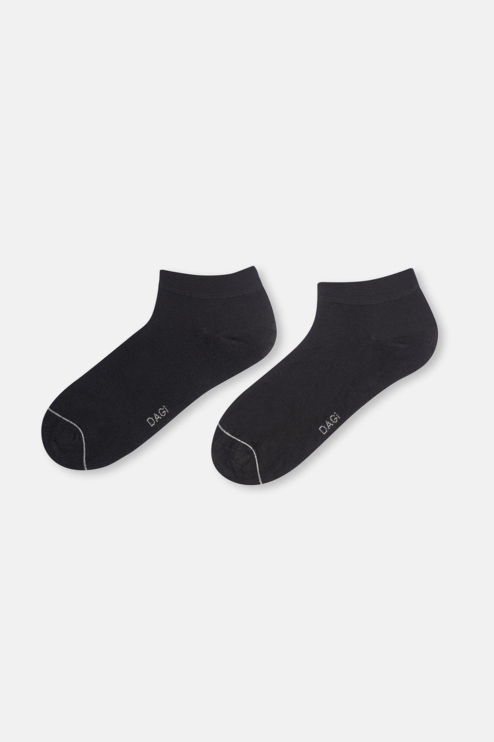 BLACK SOCKS