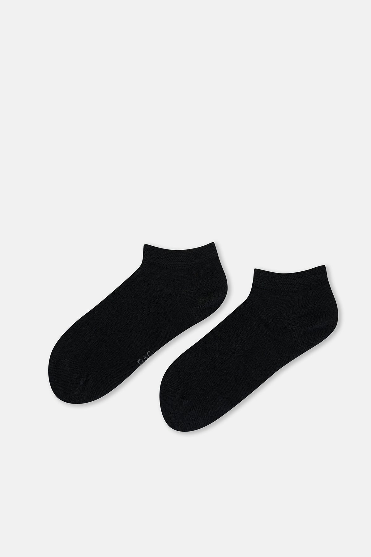 BLACK SOCKS