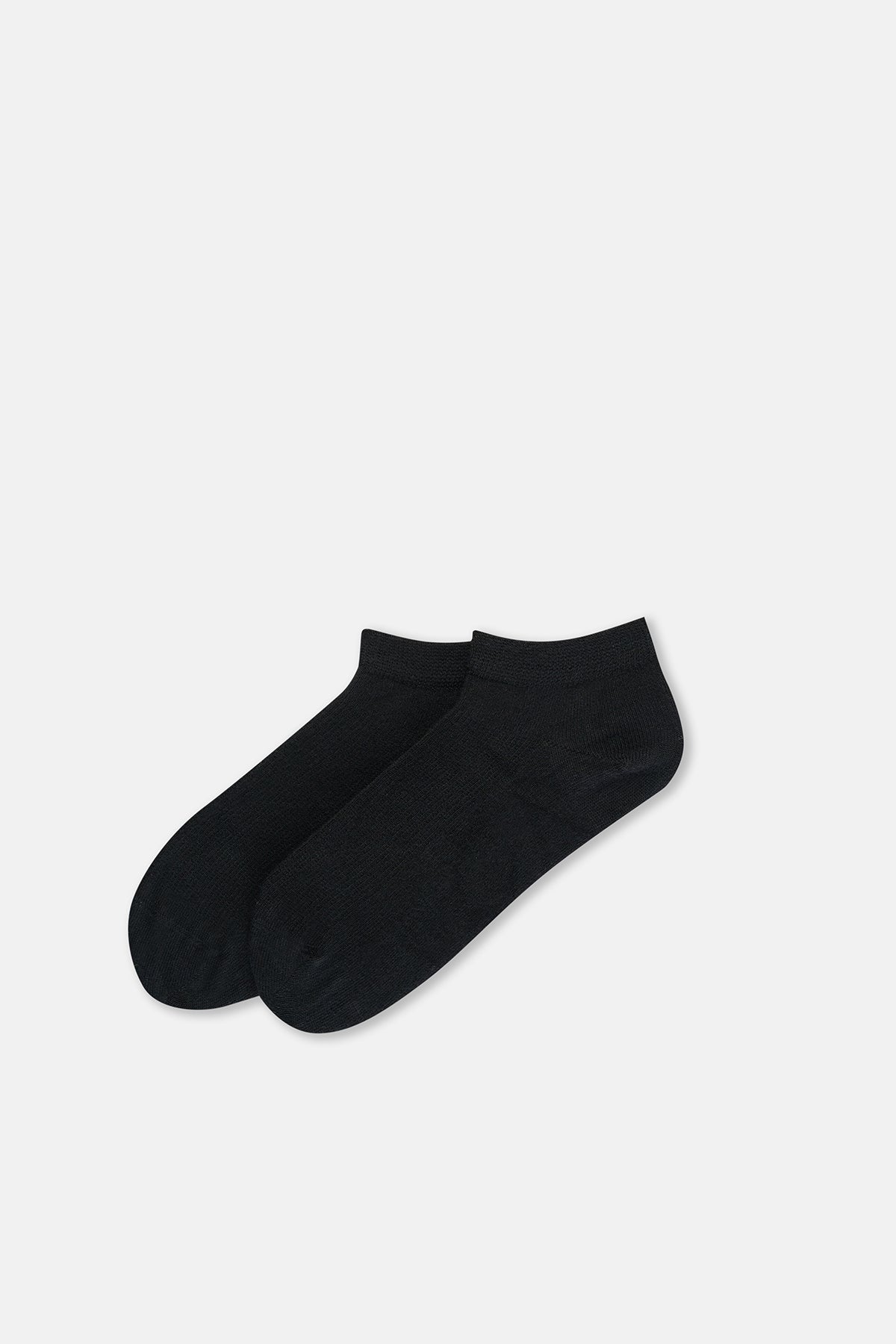 BLACK SOCKS